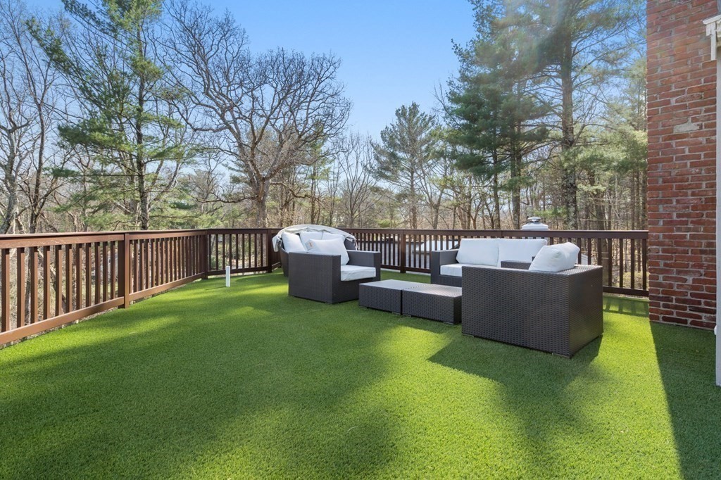 38 High Rock Rd