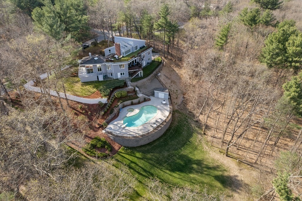 38 High Rock Rd
