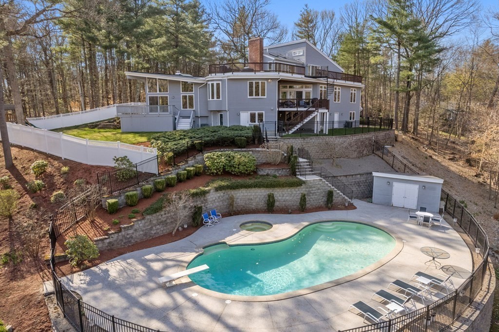 38 High Rock Rd