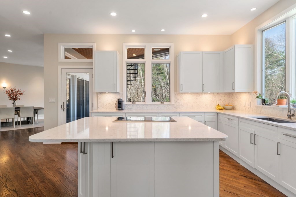 38 High Rock Rd