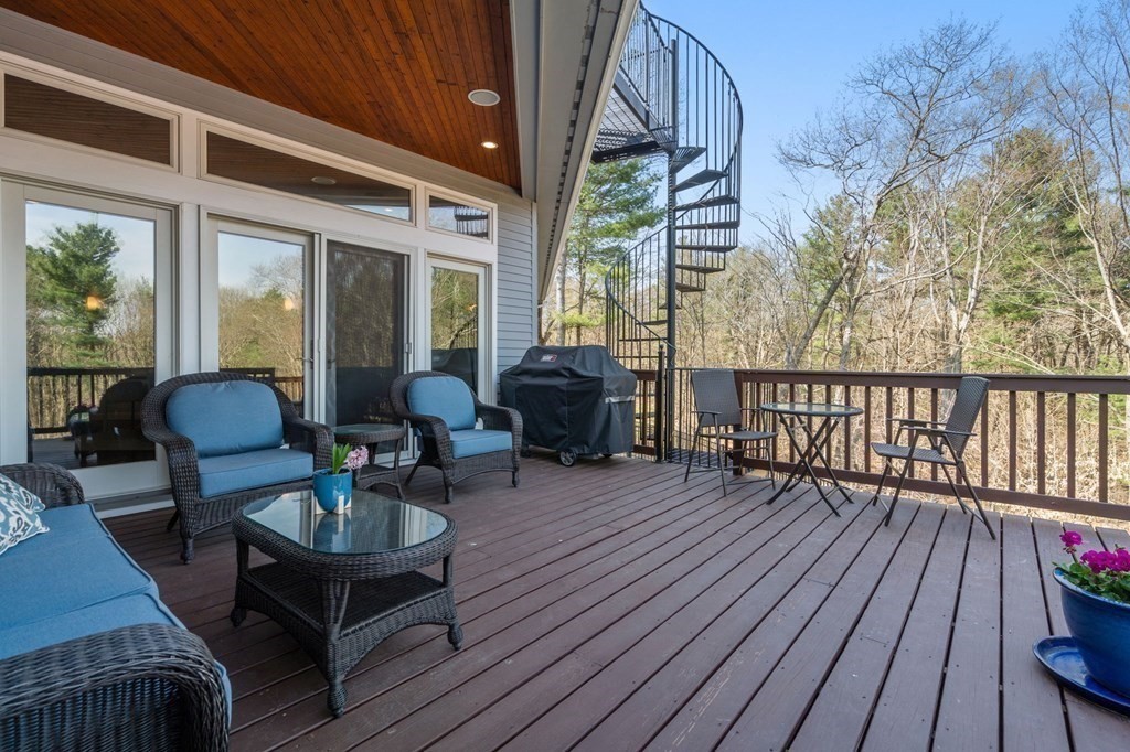 38 High Rock Rd