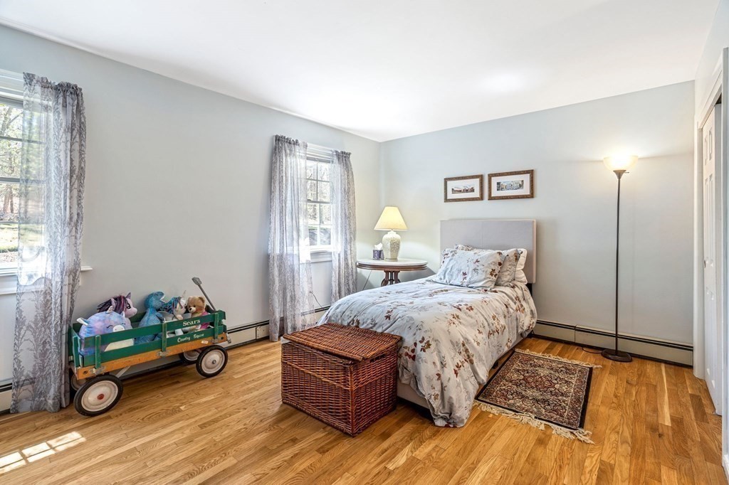 19 Sedgemeadow Rd