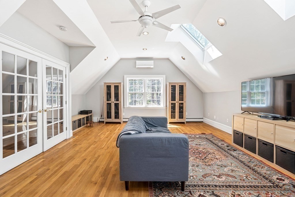 19 Sedgemeadow Rd