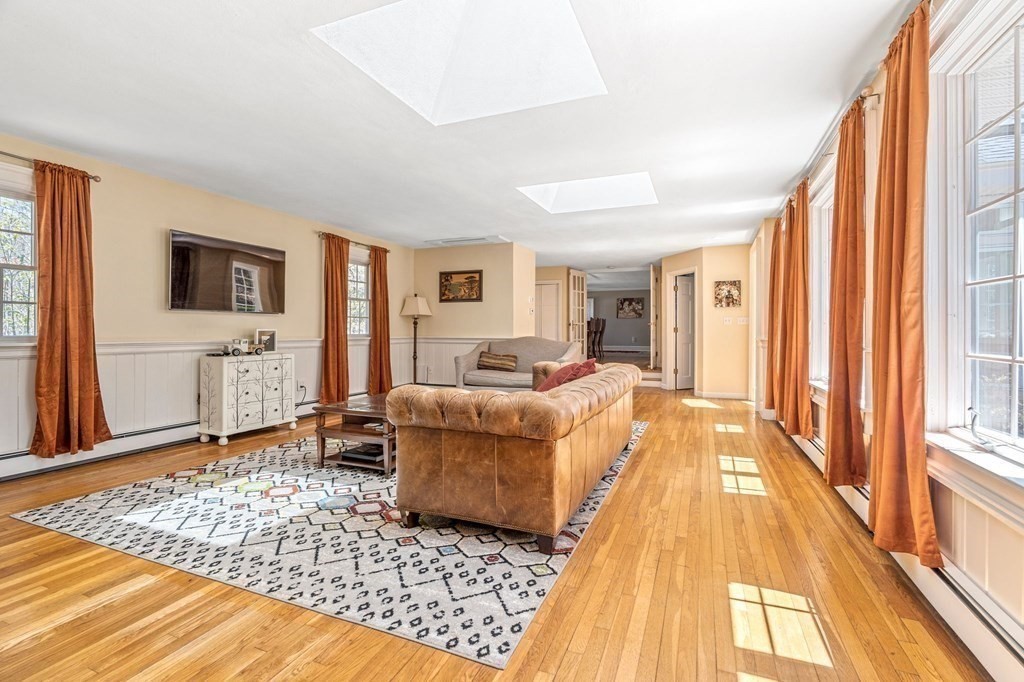 19 Sedgemeadow Rd