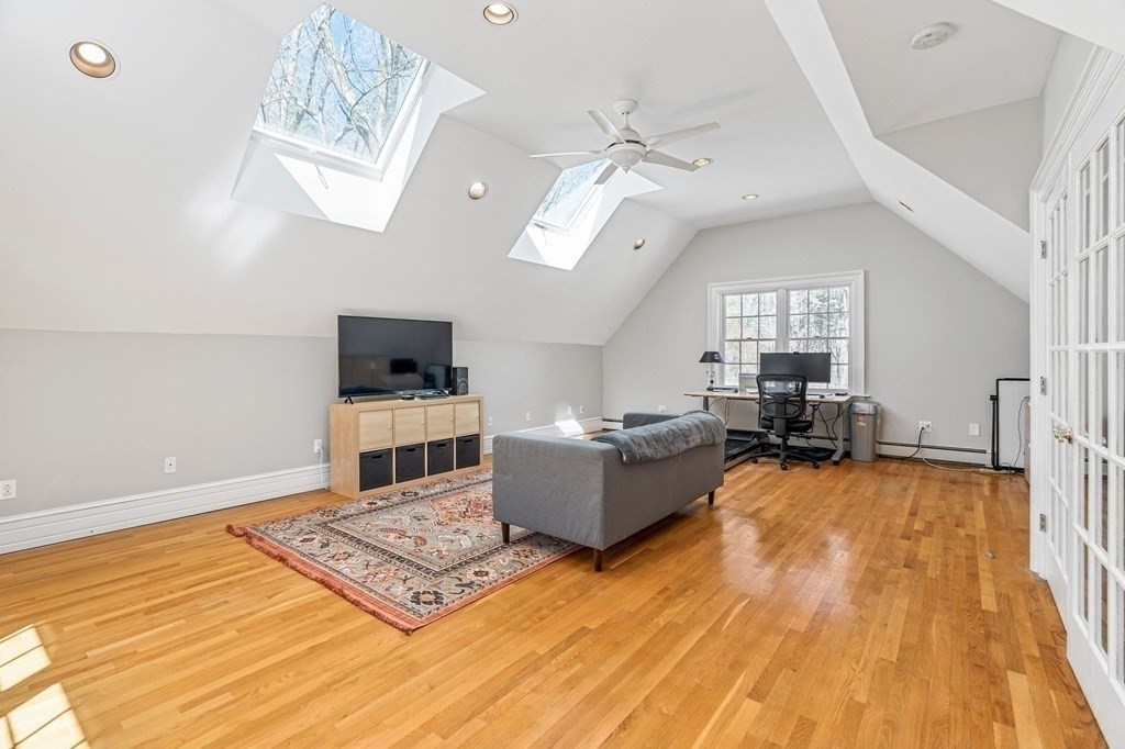 19 Sedgemeadow Rd