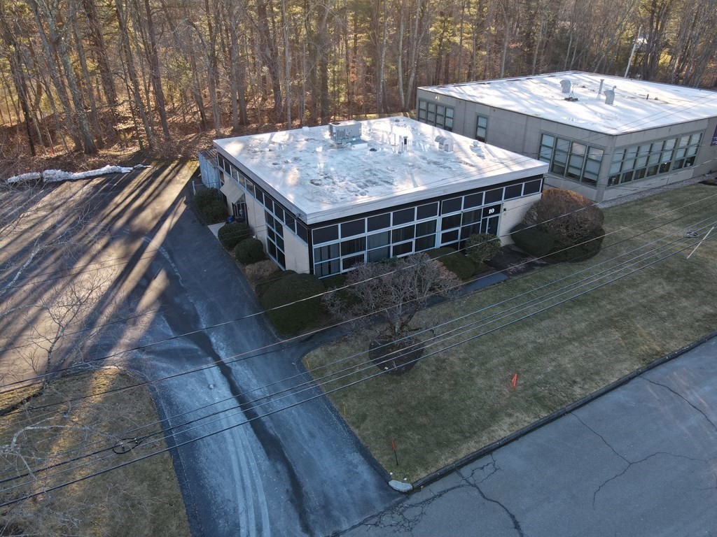 10 Huron Drive