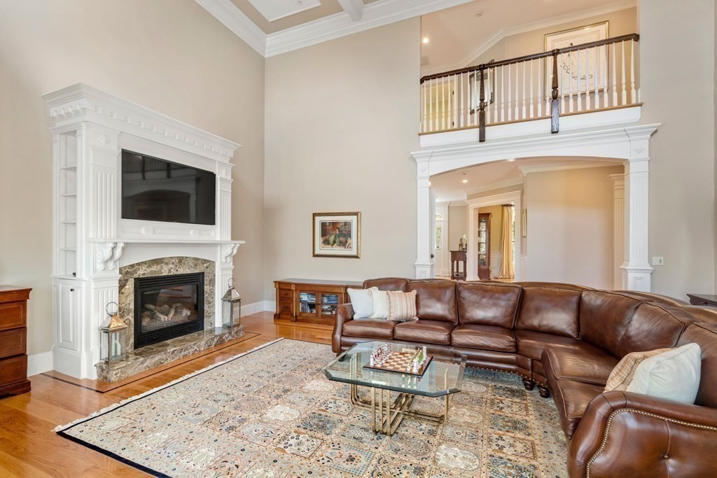 74 Carter Dr