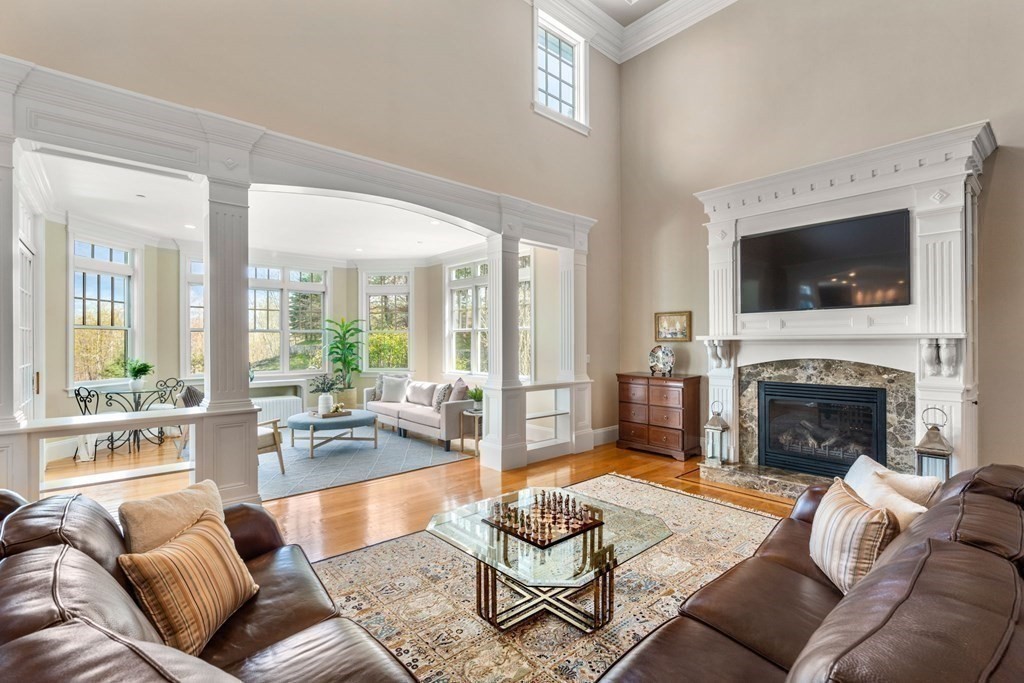 74 Carter Dr