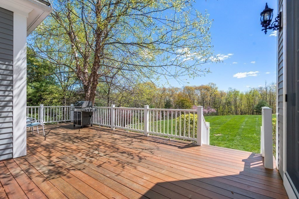 74 Carter Dr