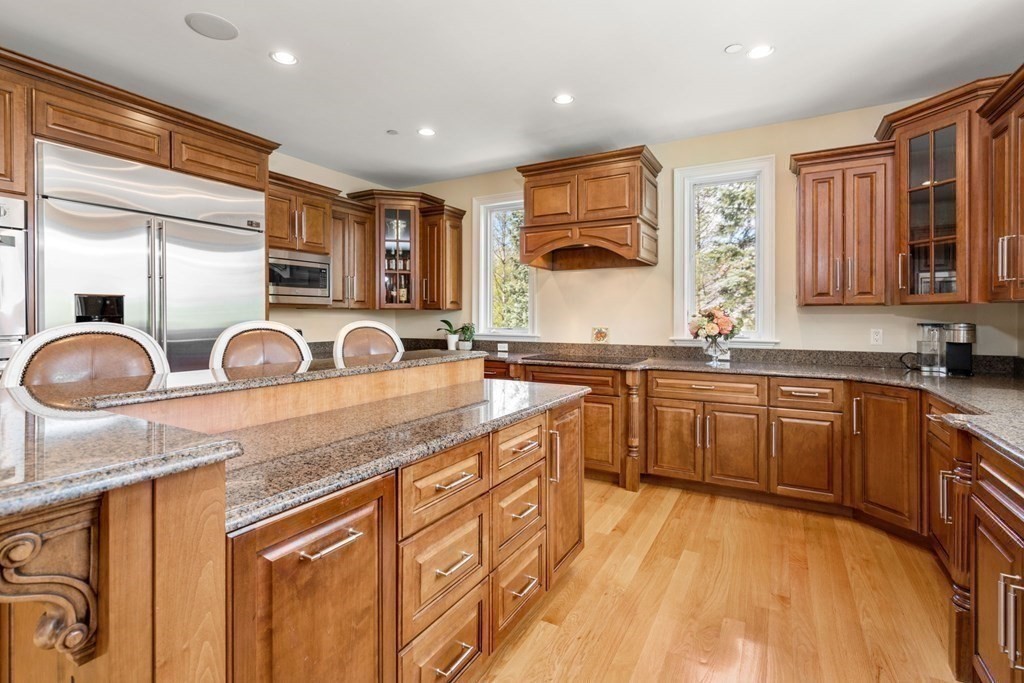74 Carter Dr