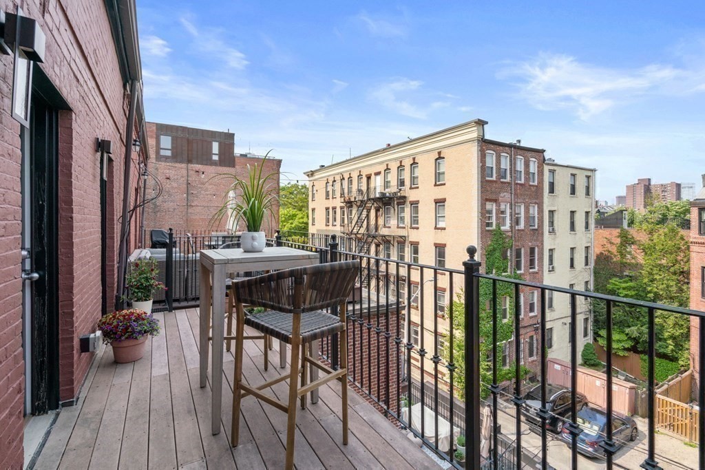 19 Worcester Street # 3