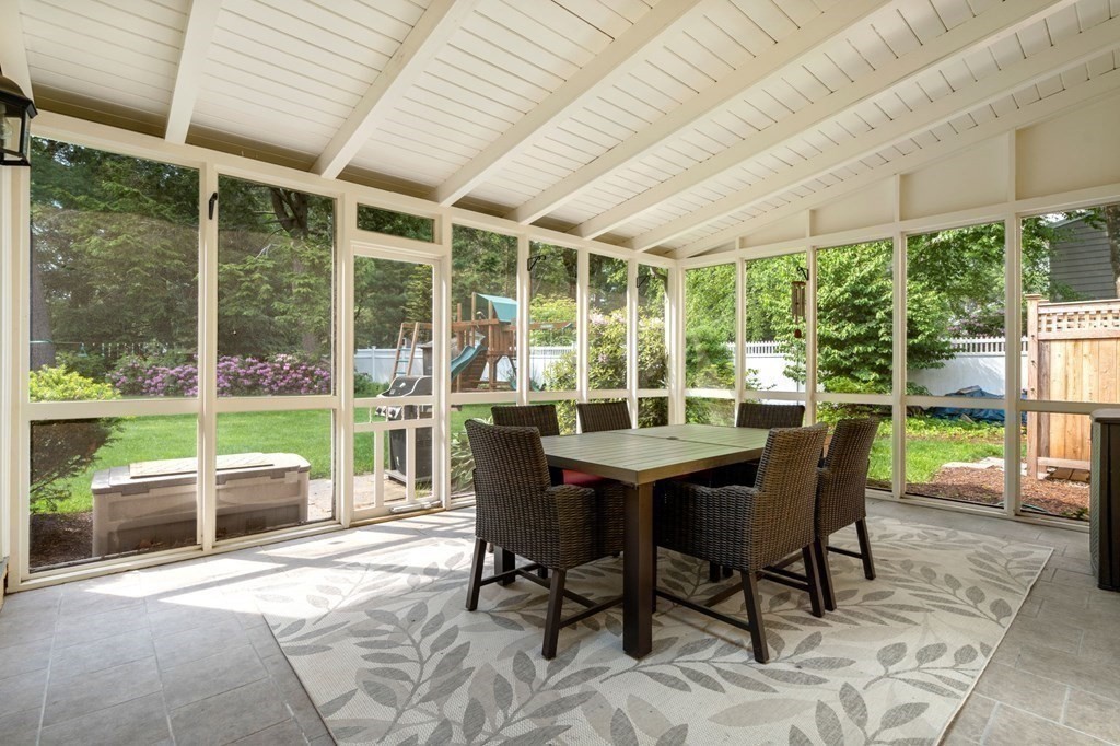 18 Pine Needle Rd