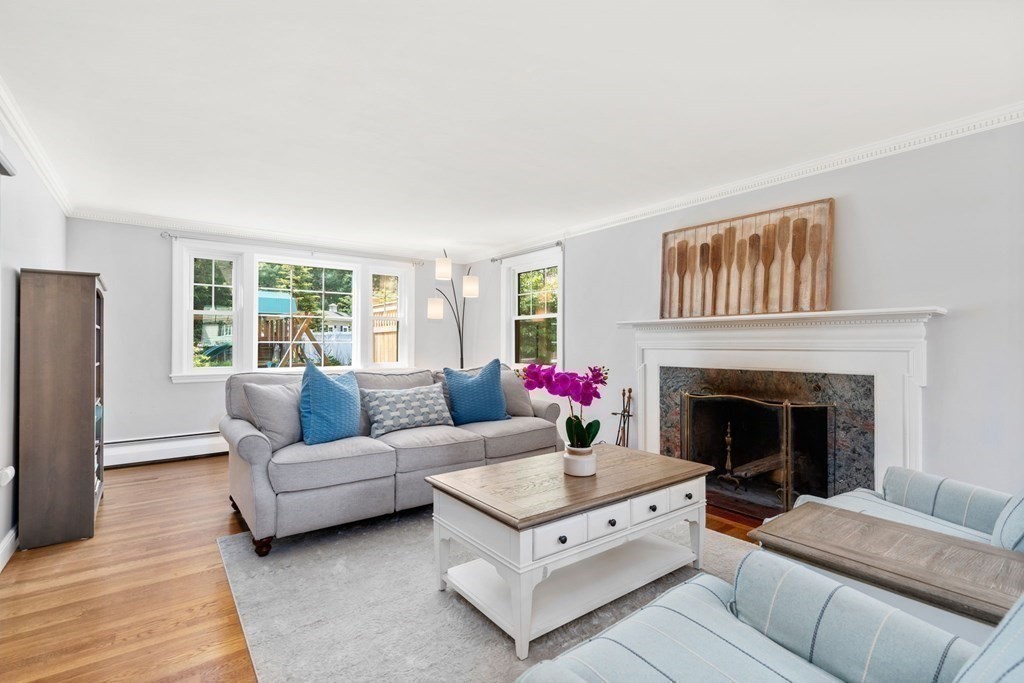 18 Pine Needle Rd