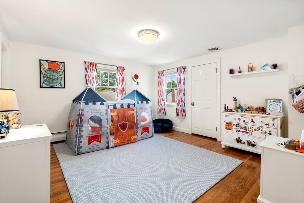 18 Pine Needle Rd