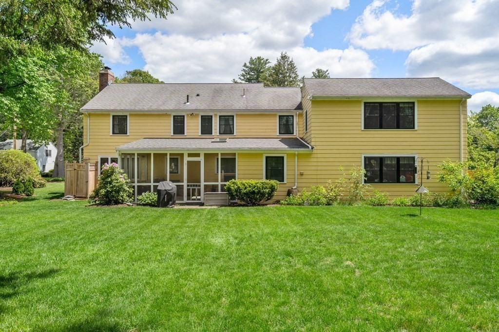 18 Pine Needle Rd