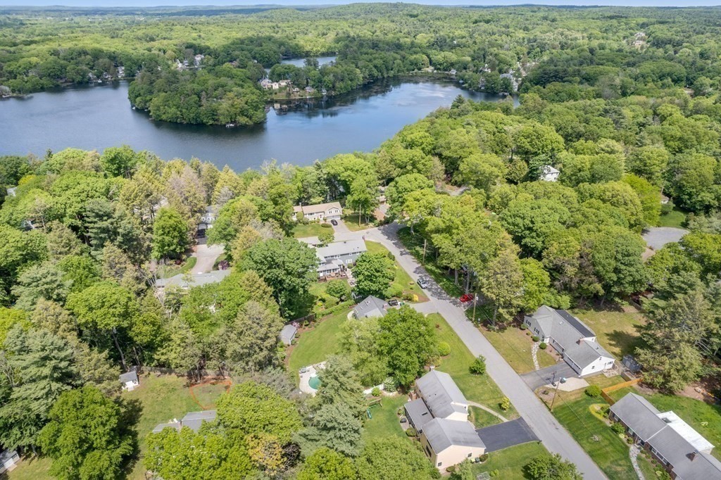 18 Pine Needle Rd