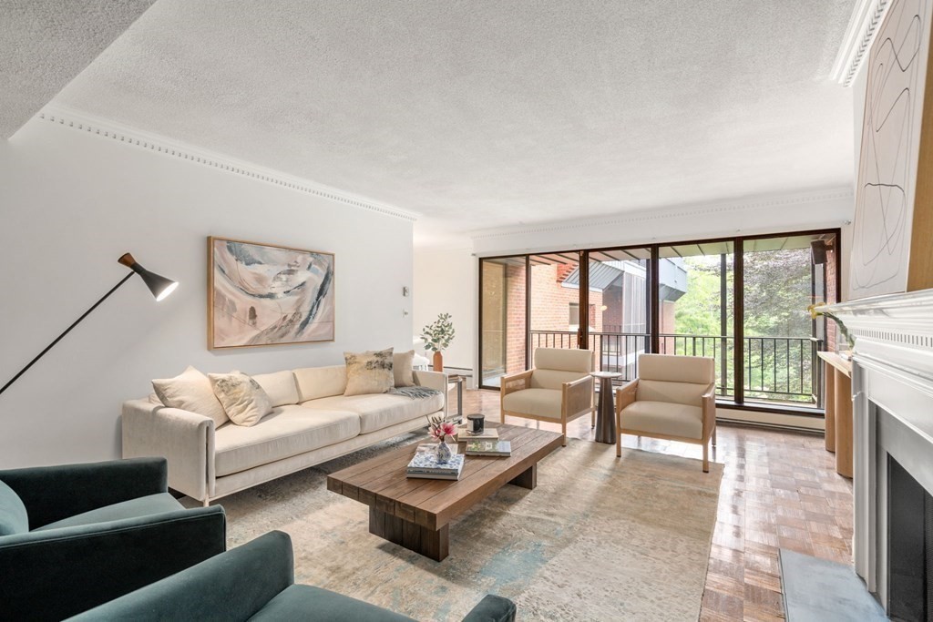 85 Grove St # 303