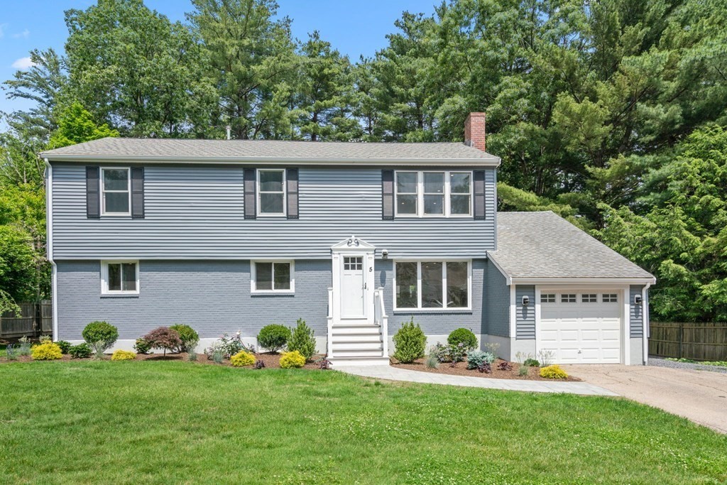 5 Brookvale Rd