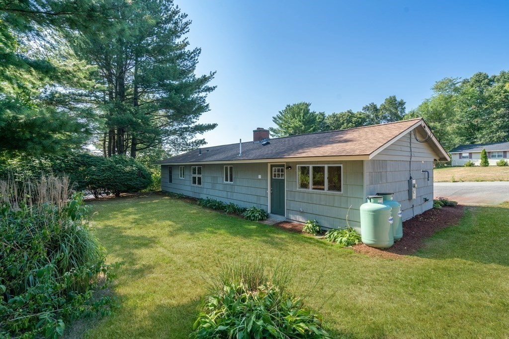 5 Conrad Rd
