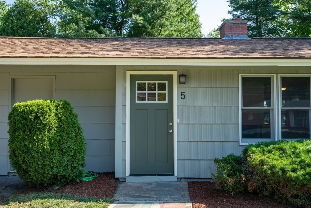 5 Conrad Rd