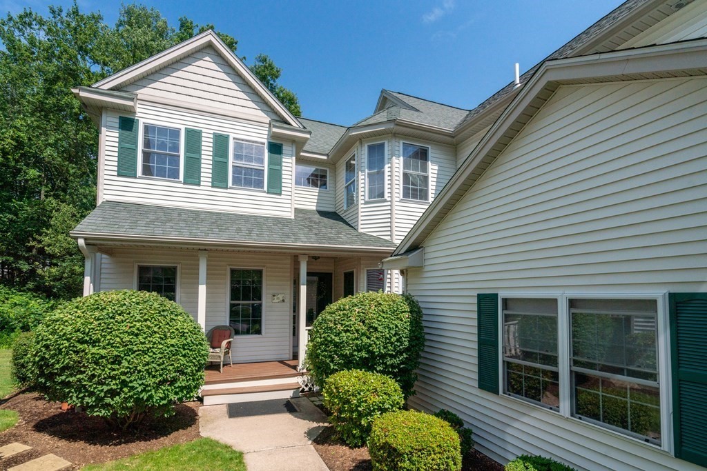 58 Village Cir # 58