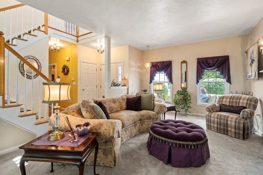 58 Village Cir # 58