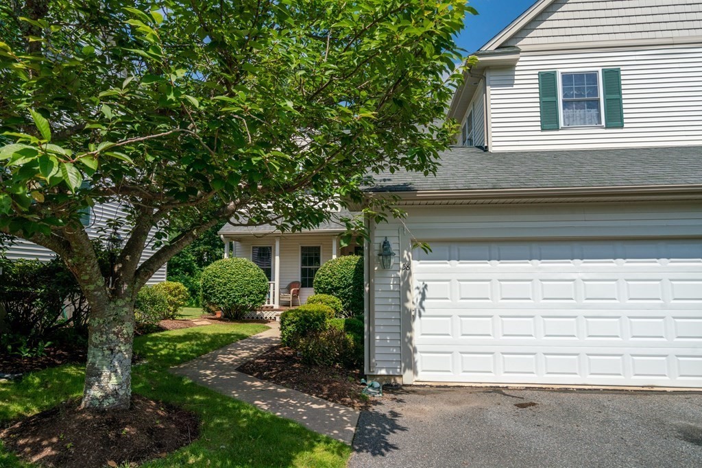 58 Village Cir # 58