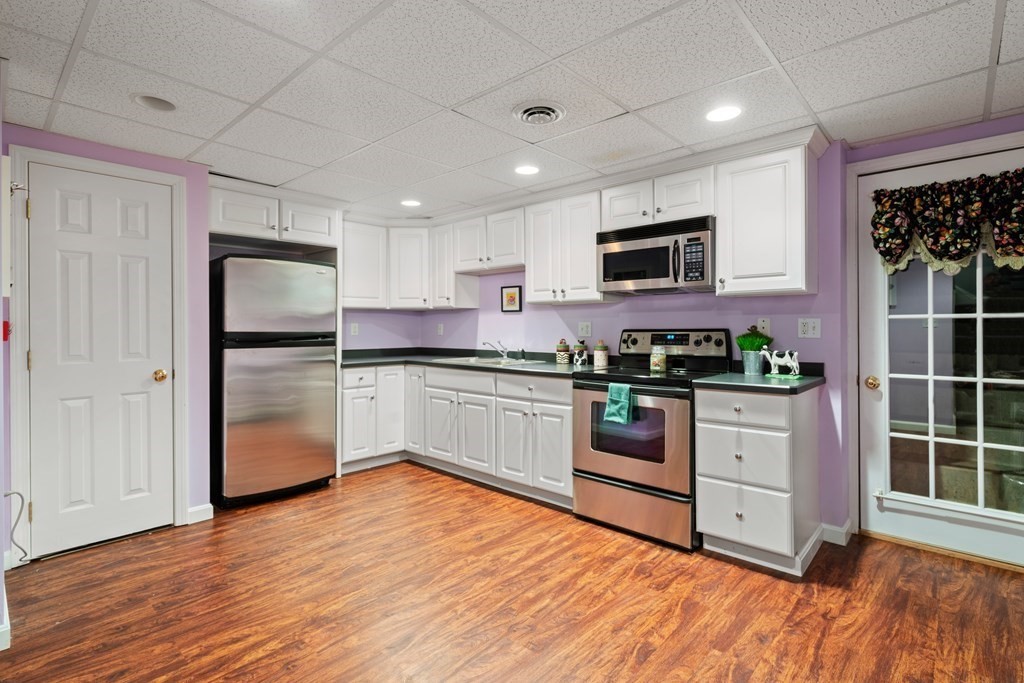 58 Village Cir # 58
