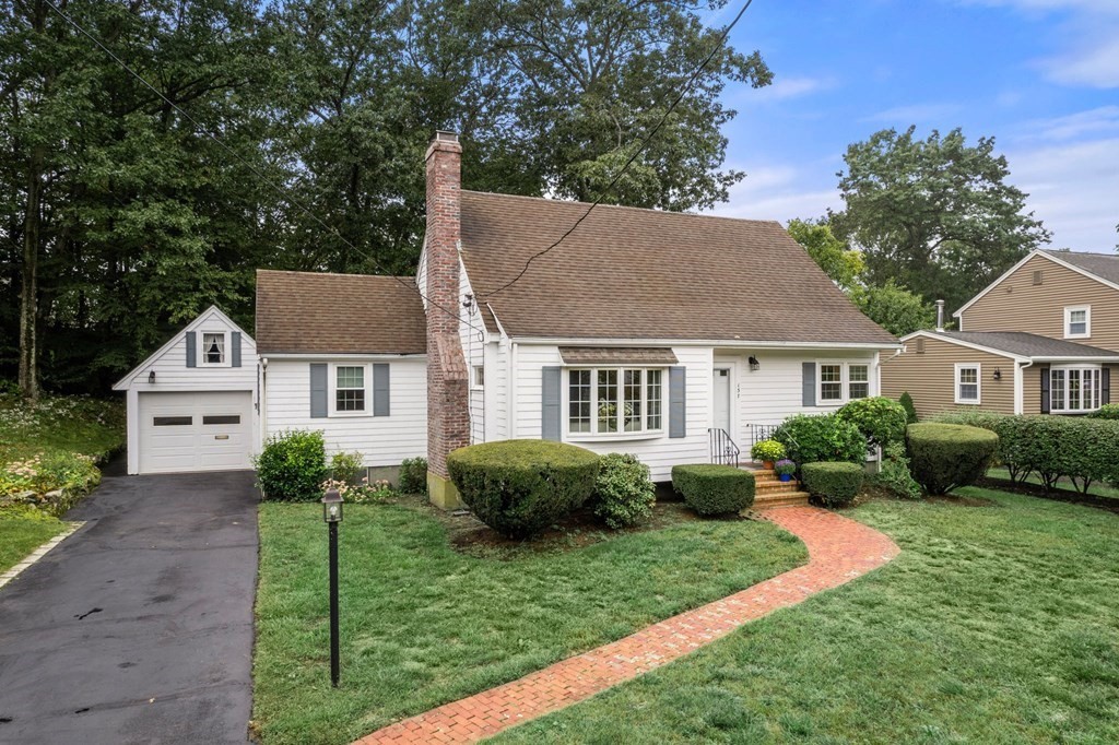 137 Ledgewood Rd