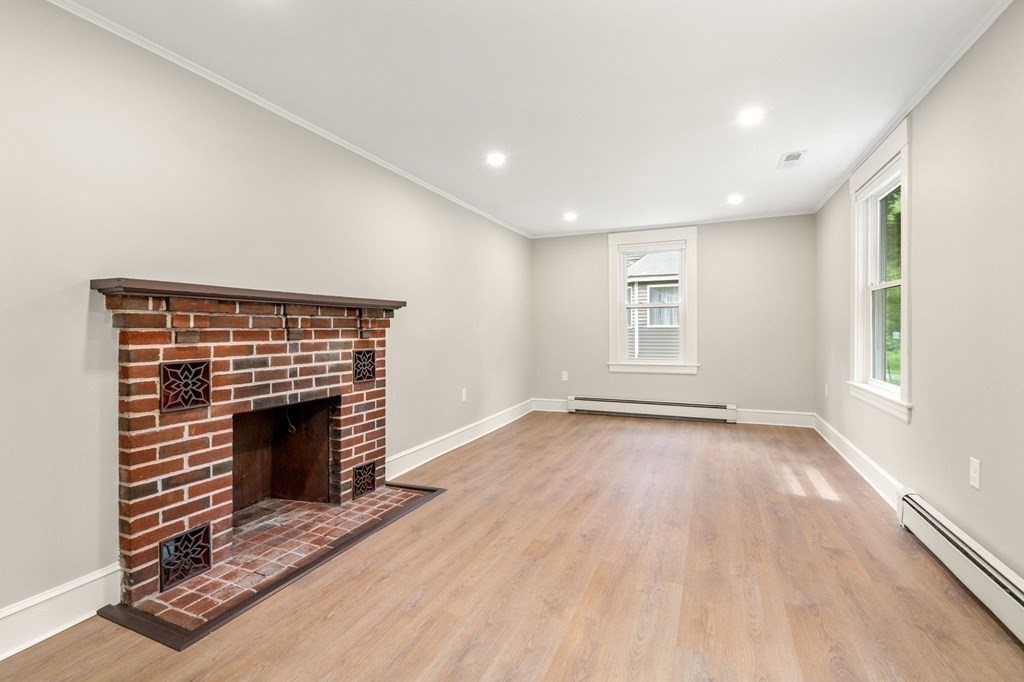 50 Williams St