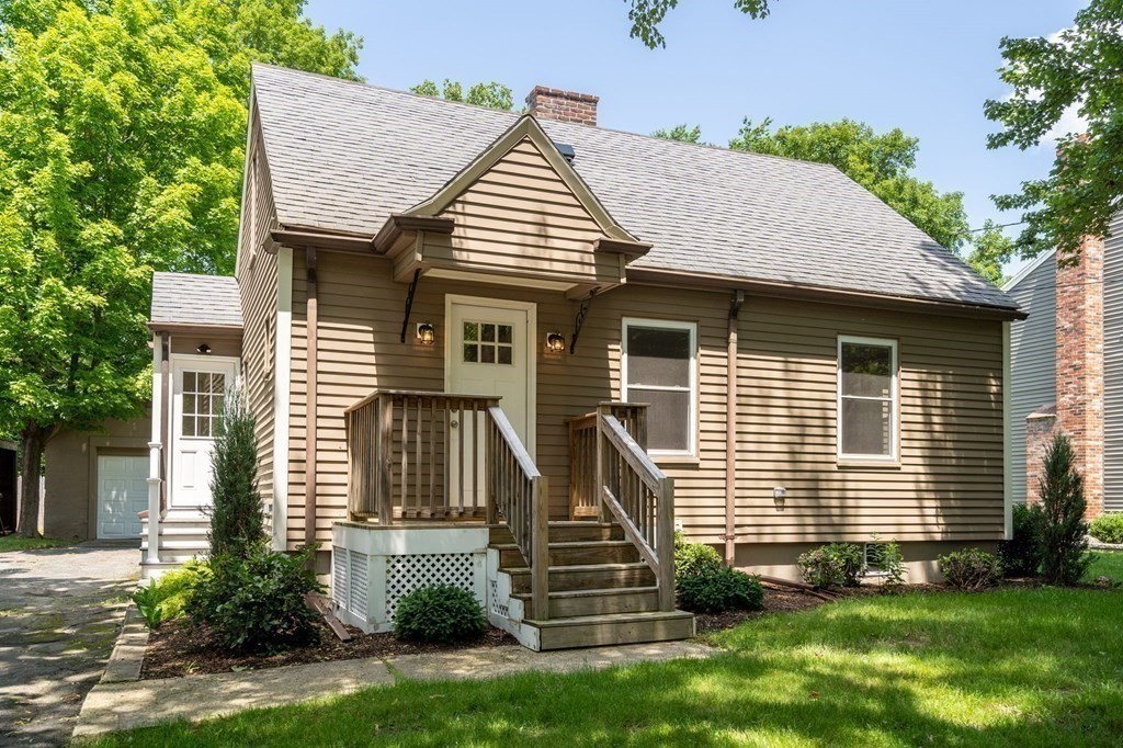 50 Williams St