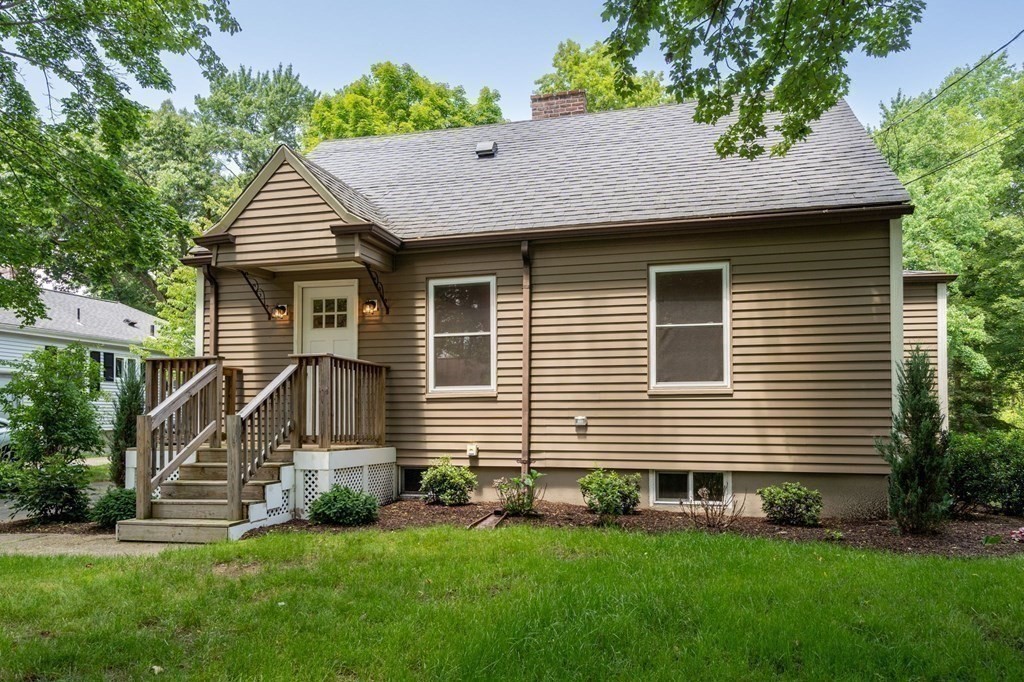 50 Williams St