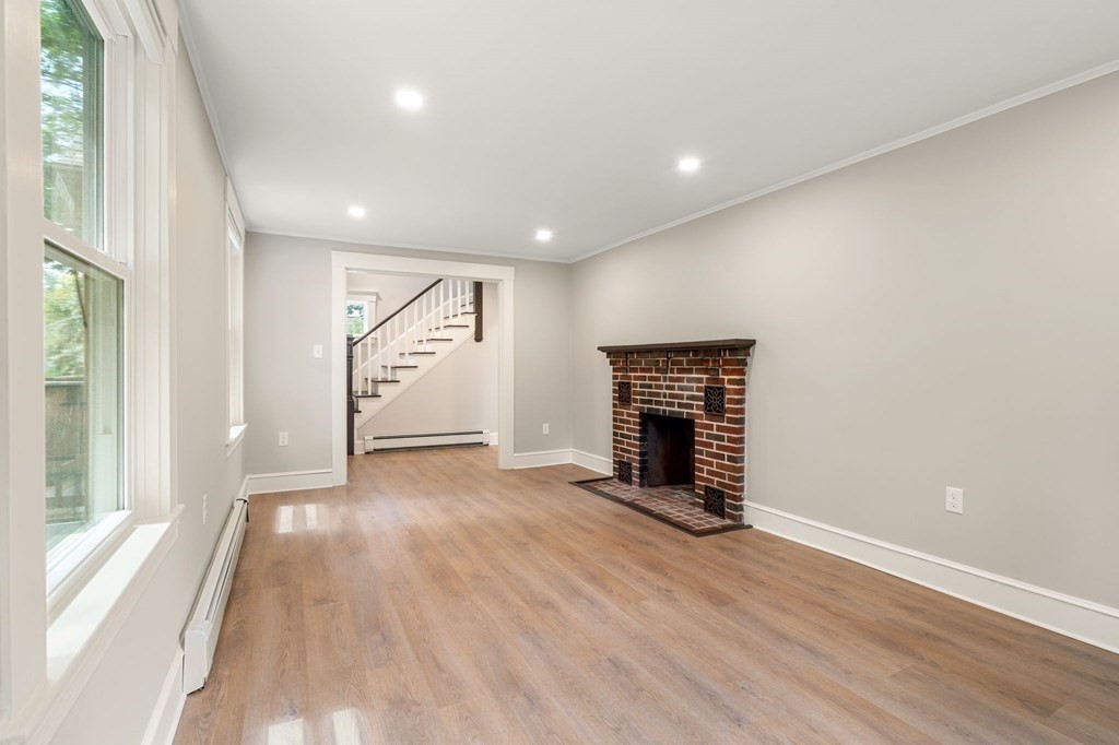 50 Williams St