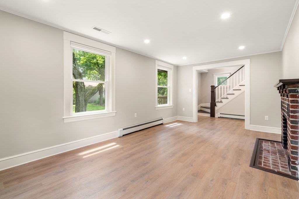 50 Williams St