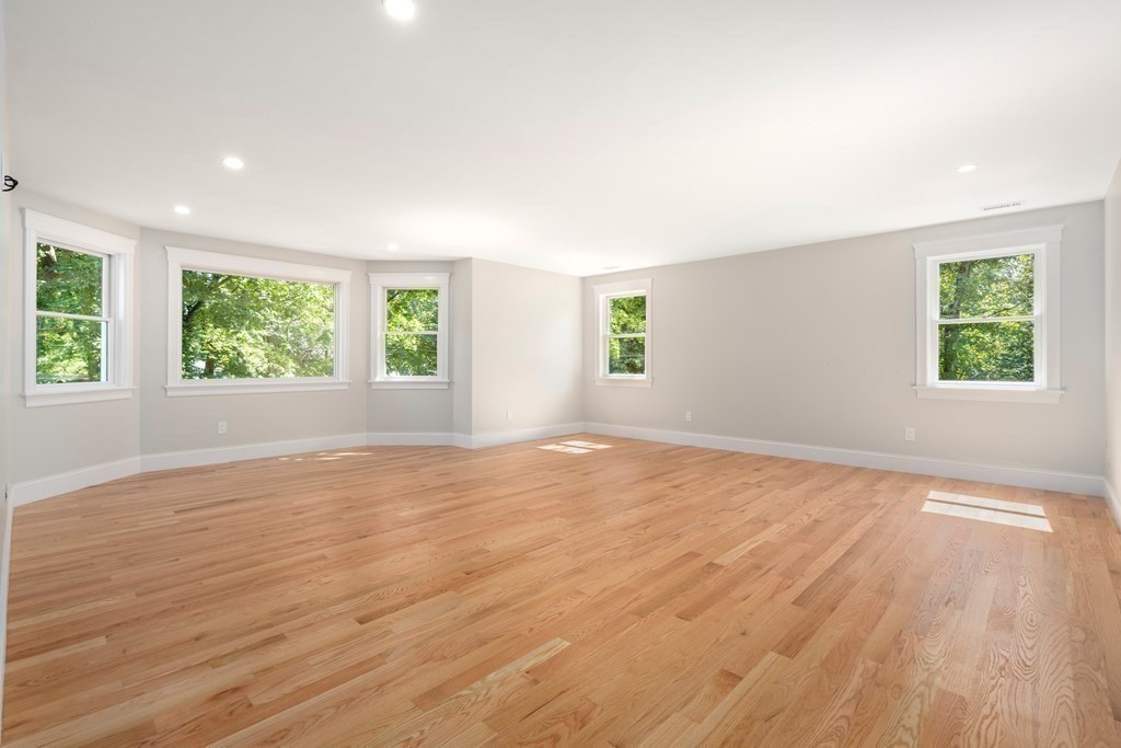 20 Dean Rd