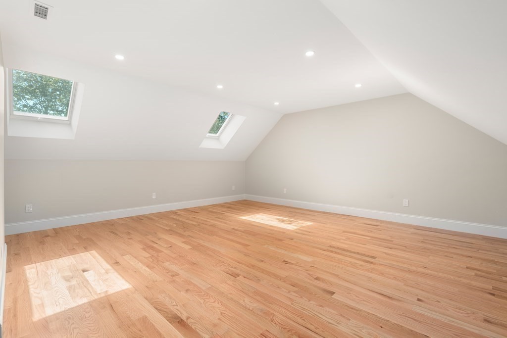 20 Dean Rd