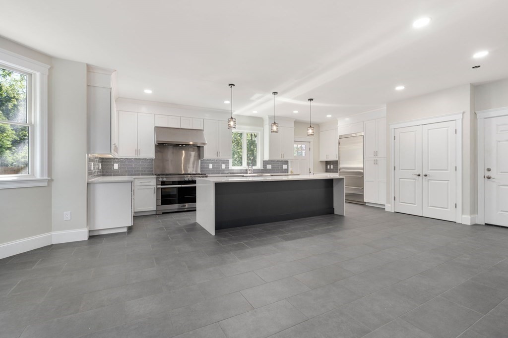20 Dean Rd