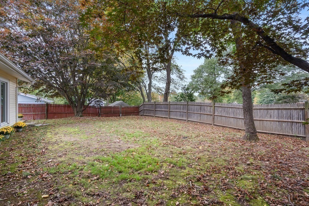 17 Heather Dr