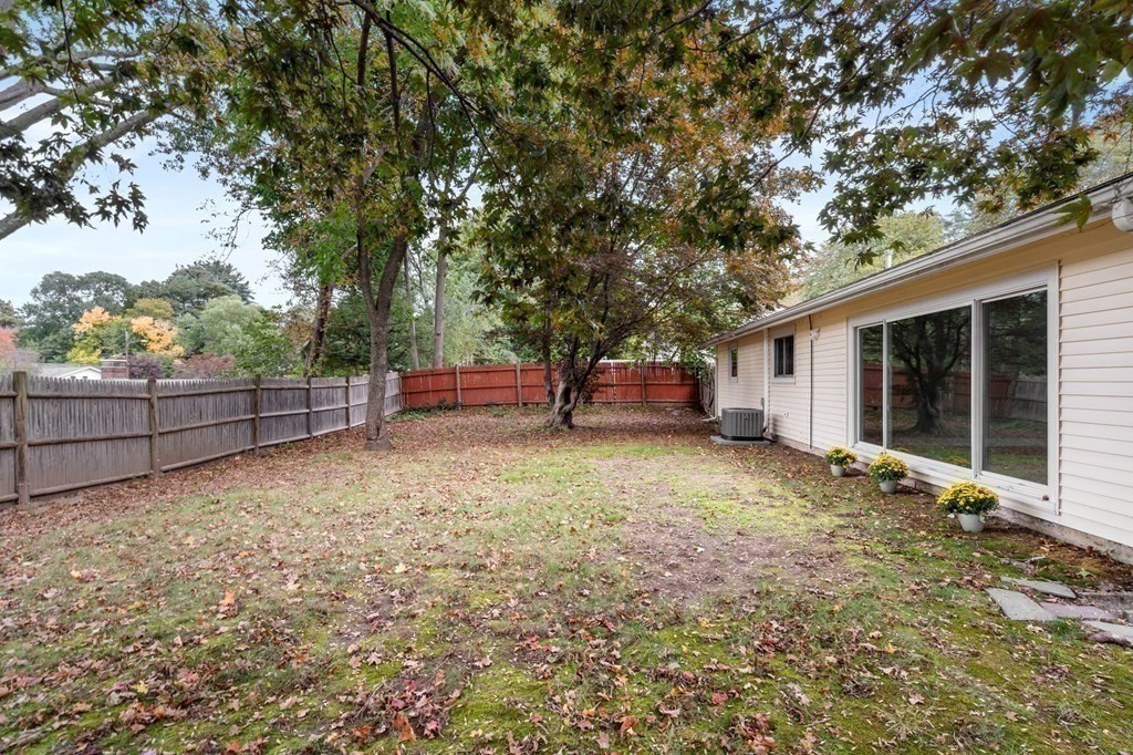 17 Heather Dr