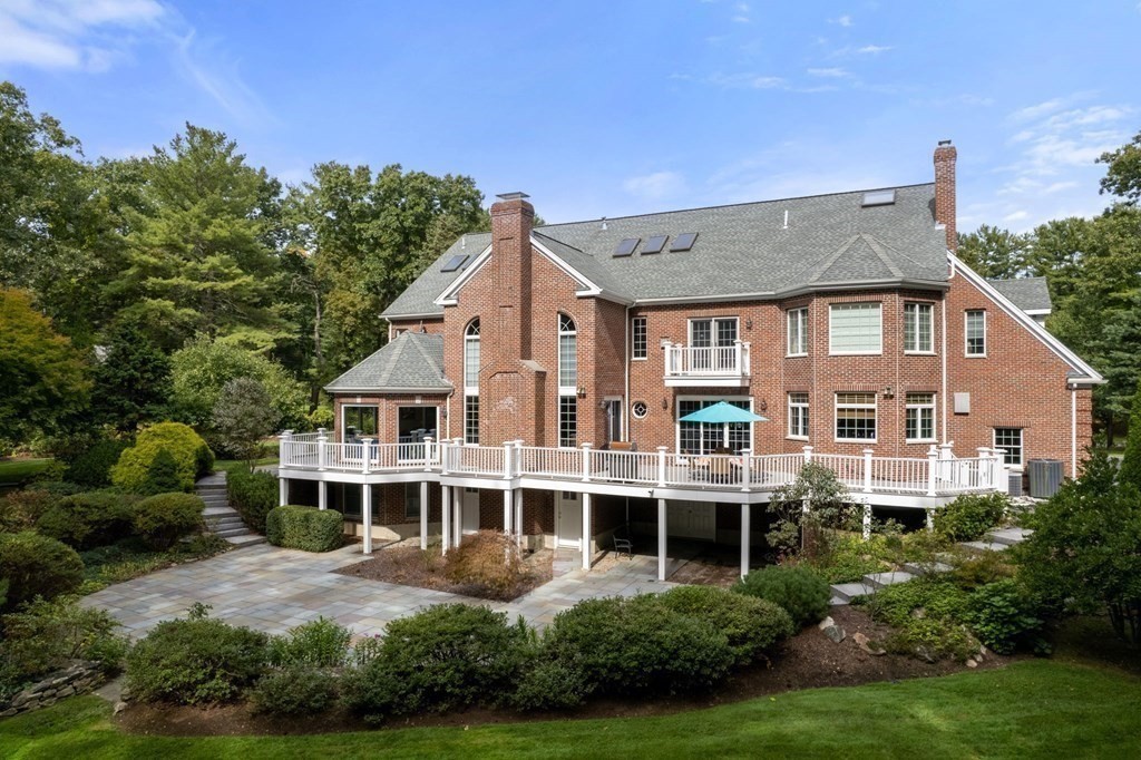 4 Southwest Cir