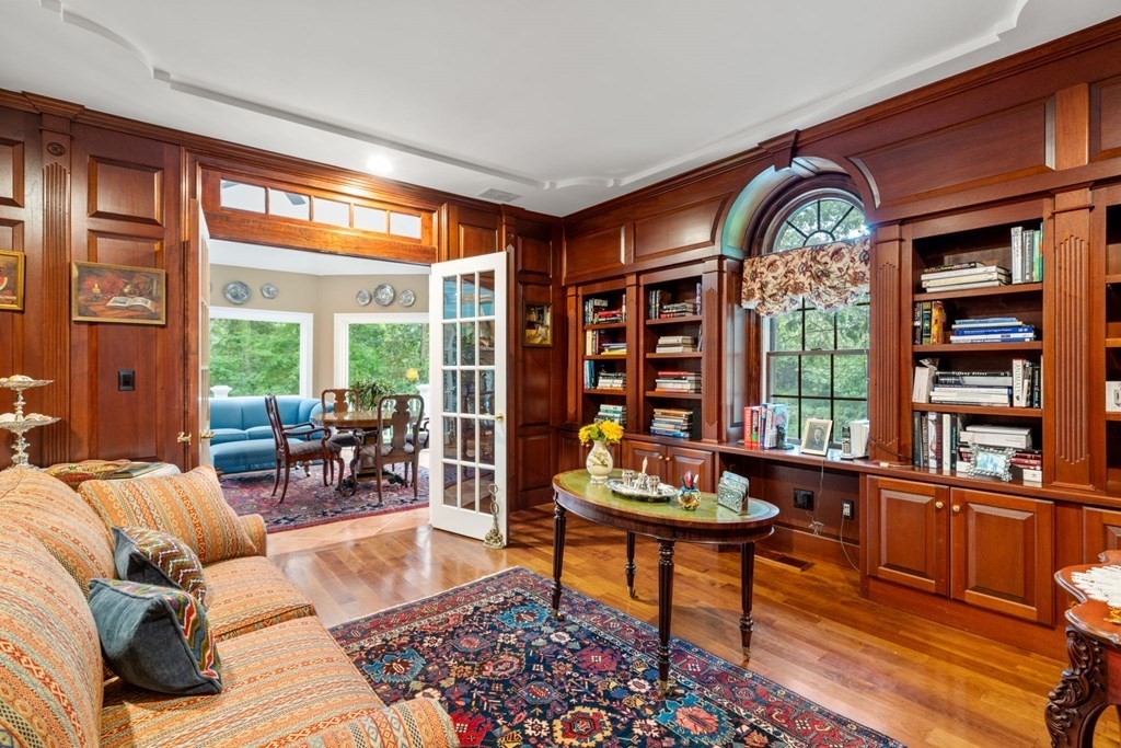 4 Southwest Cir