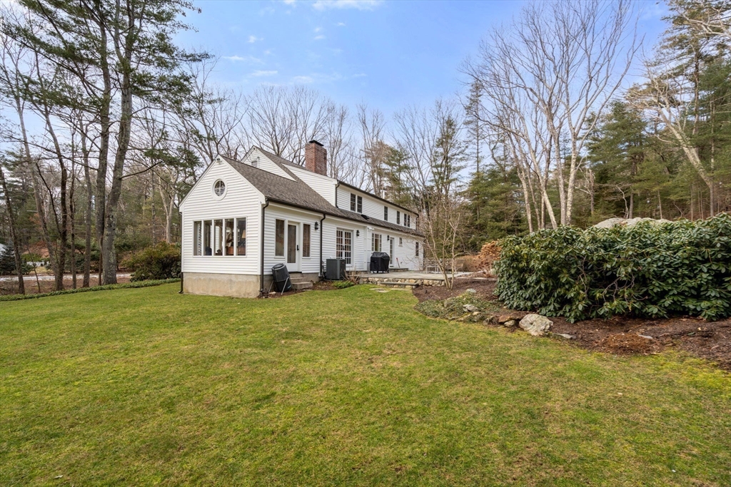 100 Montvale Rd