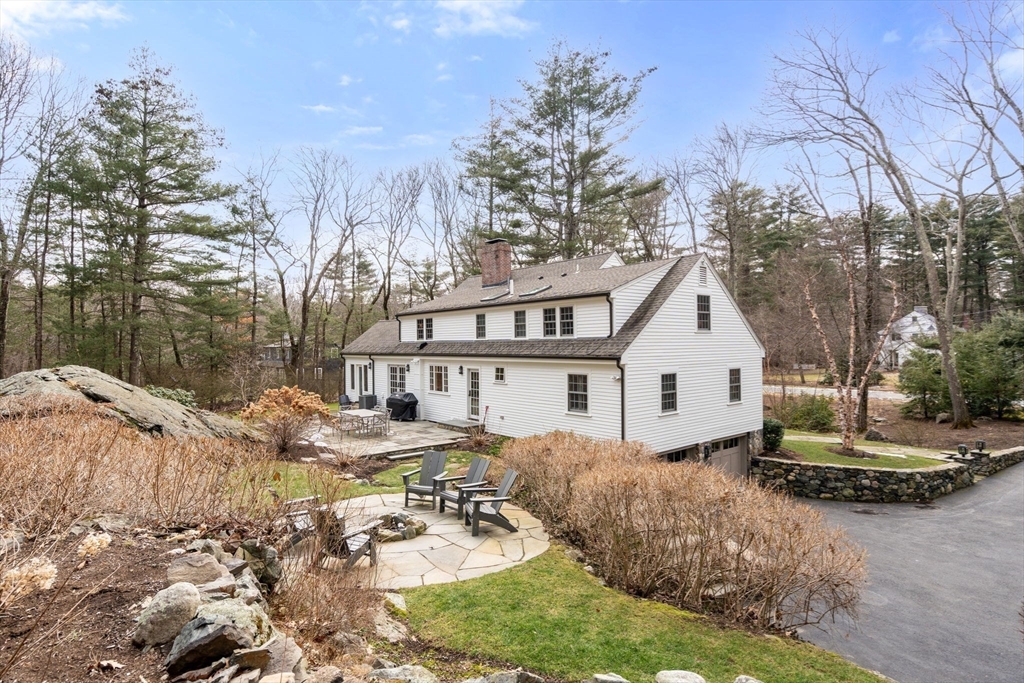 100 Montvale Rd