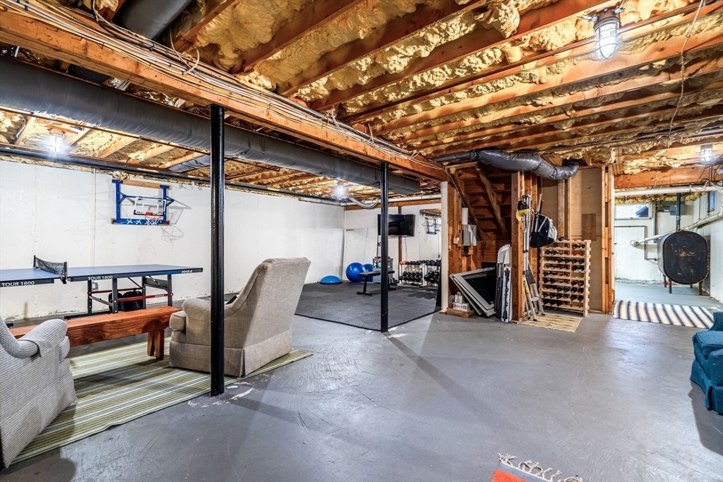 64 Palmer Way