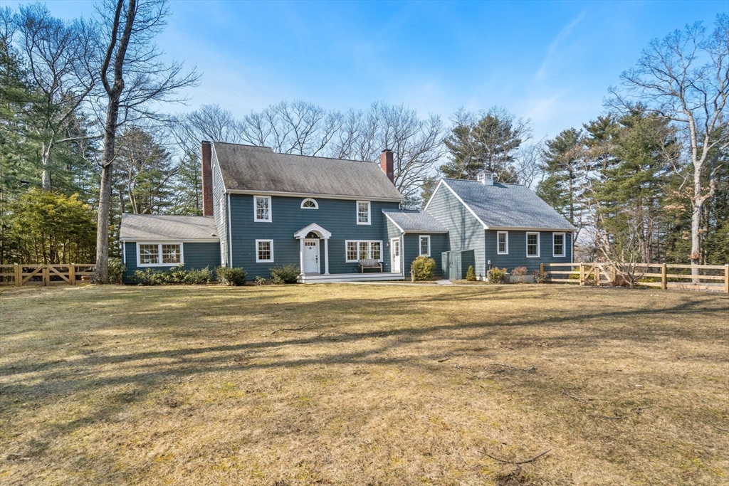 5 Lakewood Rd