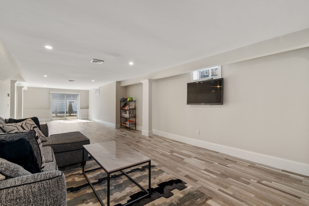 317 Desimone Dr