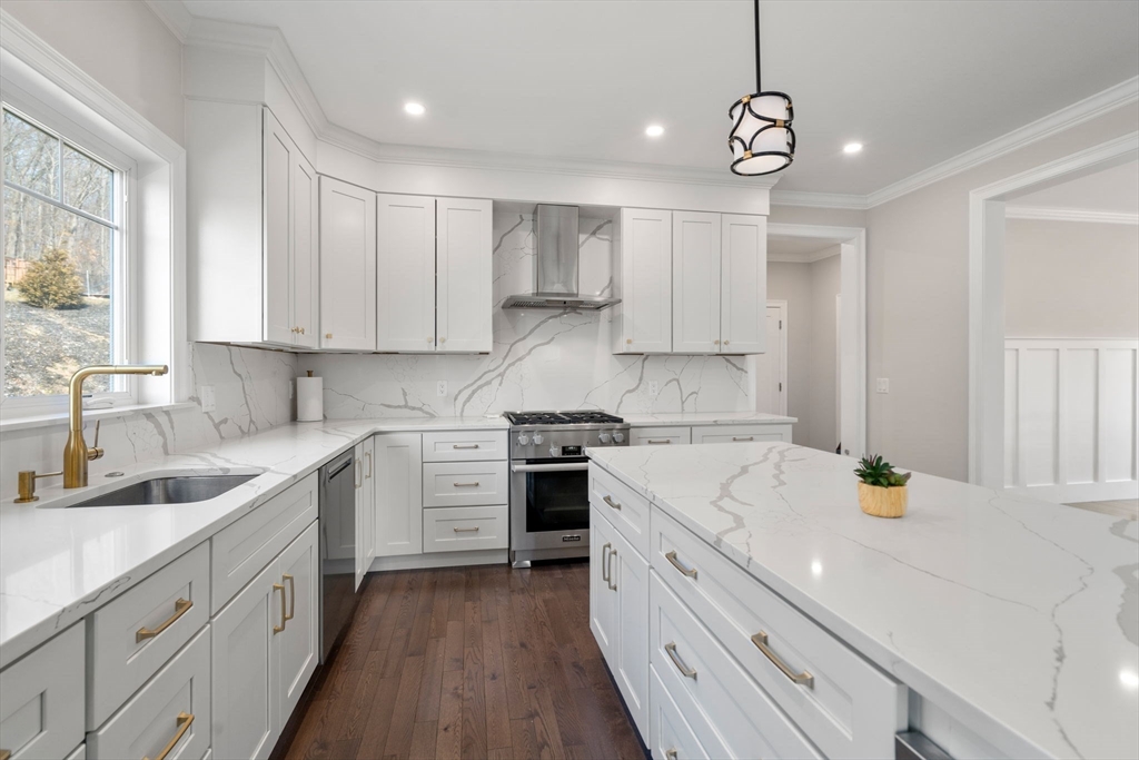 317 Desimone Dr