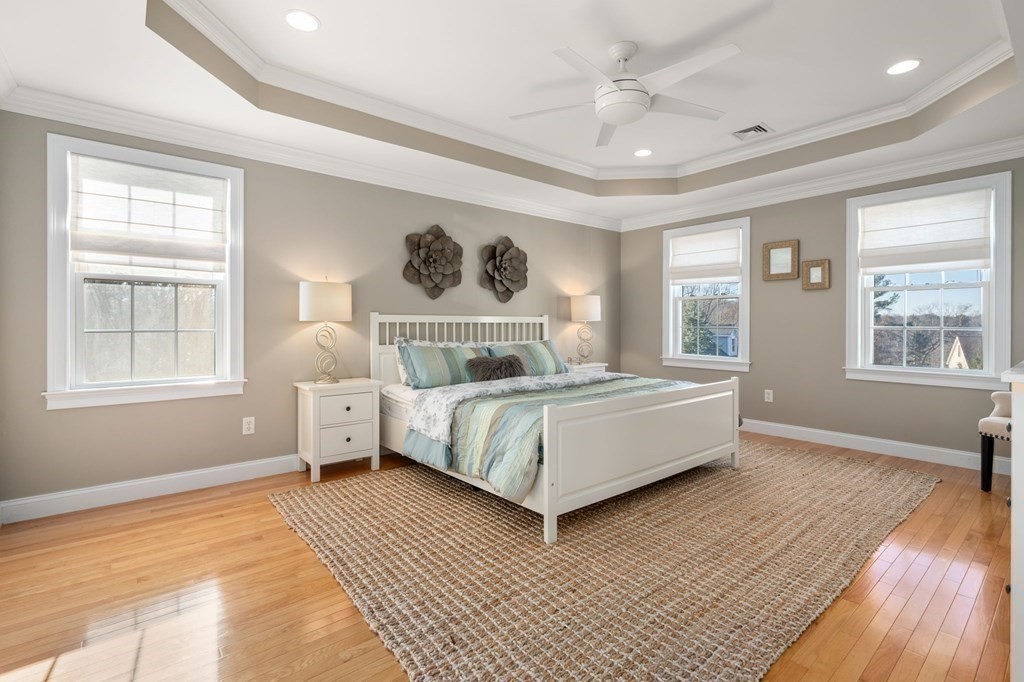2 Alice Drive