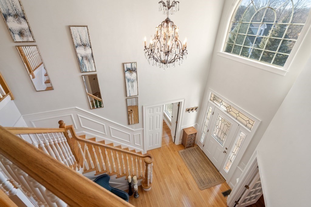 2 Alice Drive
