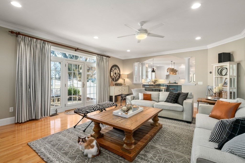 2 Alice Drive